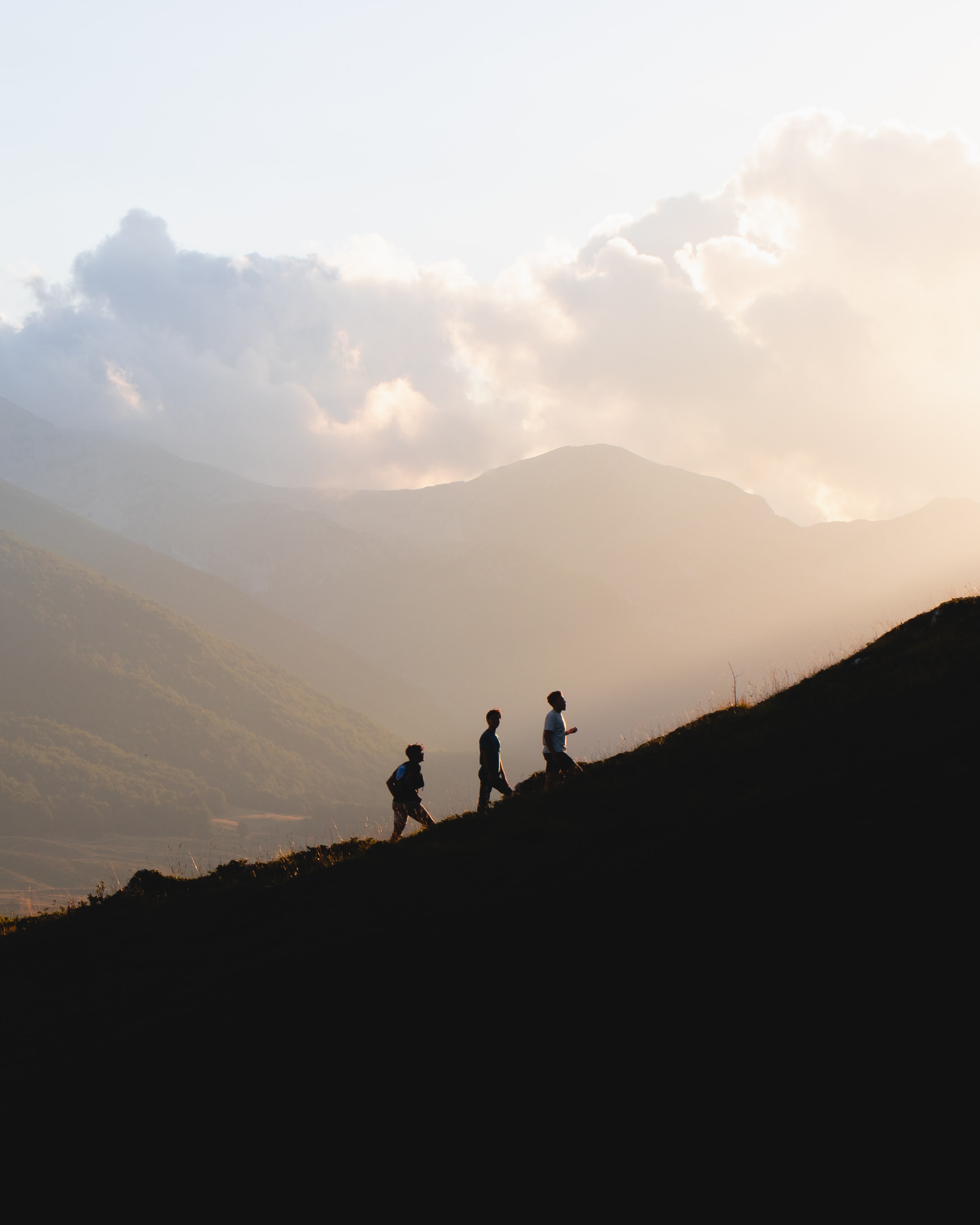 francesco califano YxpJAhF8ol8 unsplash